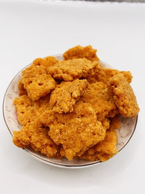 Tuzlu Yumurta Sarısı Kuru Et Floss Yapışkan pirinç kraker karışımı Zengin ve yumuşak kokulu Hızlı pirinç kızarmış pirinç kabuğu Guoba