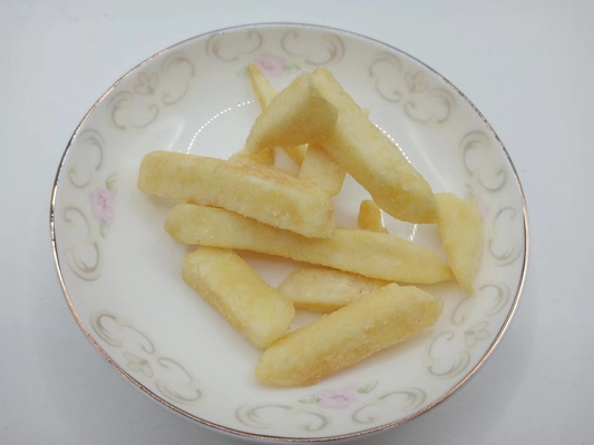 Soğan lezzetli çiğ kesilmiş patates kızartması
