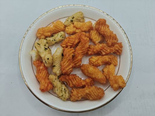 Deniz yosunu ve soya sosu lezzeti karışımı karışımlı pirinç krakerleri