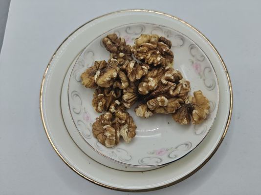 Doğal Malzemelerle Yapılmış Sağlıklı Kavrulmuş Ceviz İçi