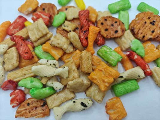 Orijinal Çeşitli Aromalı Karışık Pirinç Krakerleri Toplu Paketleme Yağ İçerikli