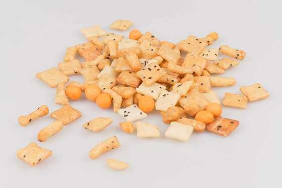 BRC Sertifikalı Acı Biber Aromalı Pirinç Patlağı Karışımı Yer Fıstıklı - Munchines Atıştırmalık