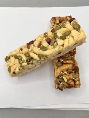 Besleyici Düşük Yağlı, Şekersiz Sachima Tahıl Atıştırmalığı Balkabağı Tohumları ile Kuru Kuru Kuru Kuru Kuru Çeşme Sağlık Bilinci İçin