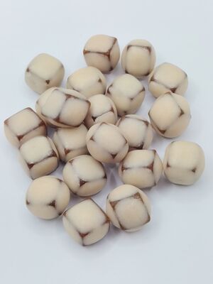 Çilek Frizesi Kızarmış Soya Fasulyesi Atıştırmalıkları - Doğal Çilek Aromasıyla Sağlıklı Atıştırmalık