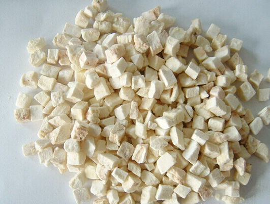 Çıtır Tadı Dondurularak Kurutulmuş Meyveler Muz Cipsi% 50 -% 65 Toplam Şeker Boyutu Elenmiş Gıda