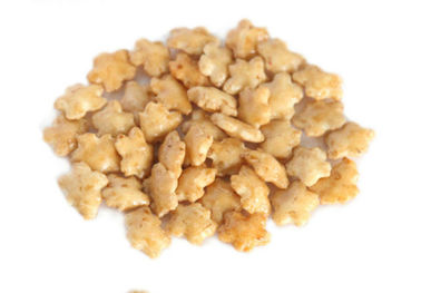 Sağlık Sertifikası ile Besleyici Puffering Rice Cracker Mix Gıda Aperatifler Düşük Yağ