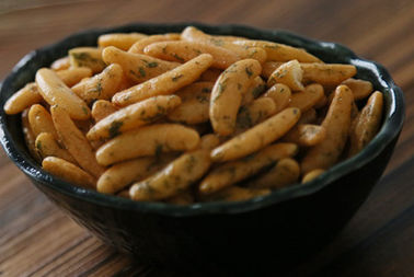 Yosun Wasabi Lezzet Hilal Şekli Şişirilmiş Pirinç Kraker Mix Japon Sancks