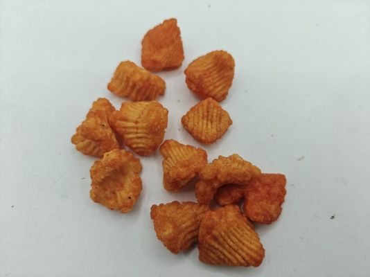 Lezzetli Atıştırmalık Deneyimi İçin Salyangoz Şeklinde Puf Atıştırmalıkların Keyfini Çıkarır